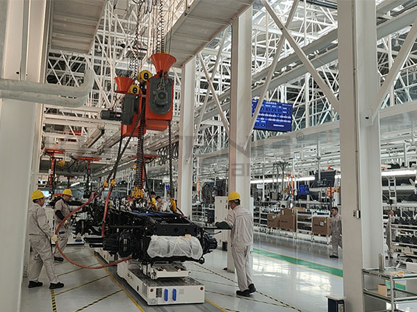 悬挂式车架翻转机